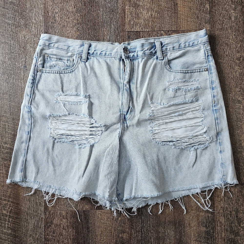American Eagle Outfitters Light Blue Distressed Denim Shorts Size 16